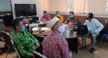Rapat Pleno oleh TKPRD Provinsi NTB terkait Permohonan Rekomendasi Kesesuaian Tata Ruang