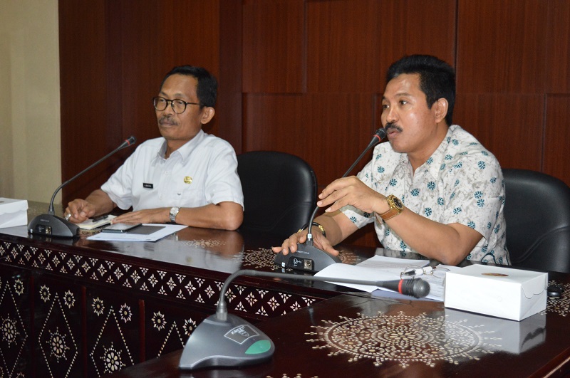 TINDAK LANJUT INDIKASI PELANGGARAN PEMANFAATAN RUANG KAWASAN PERTOKOAN DI SEBELAH BARAT MATARAM MALL (GELAR PERKARA)