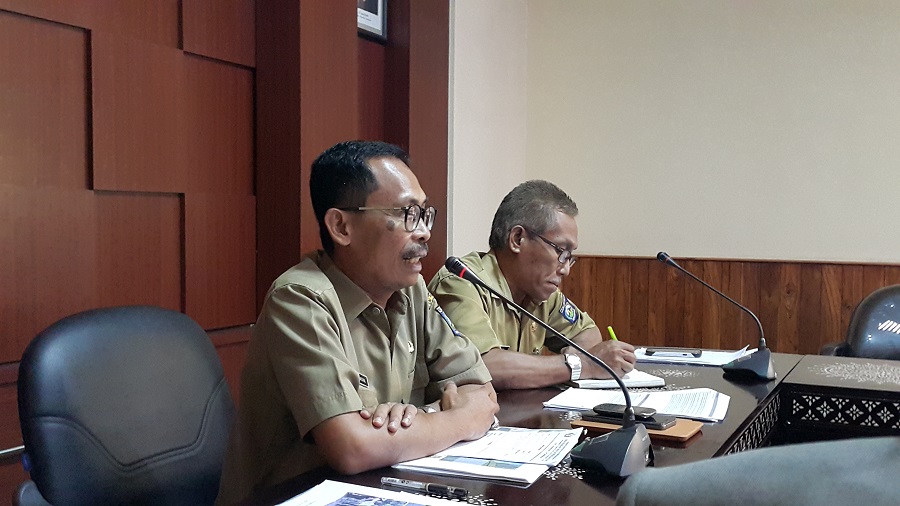 RAPAT PEMBAHASAN STRATEGI REHABILITASI BANGUNAN GEDUNG PEMERINTAH PROVINSI PASCA GEMPA
