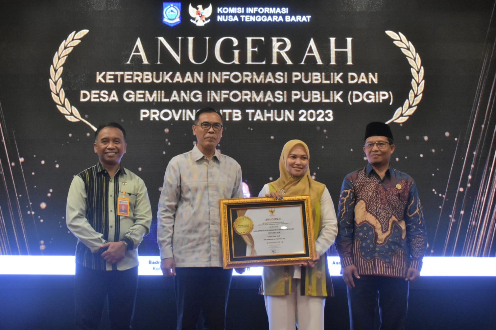 Anugerah Keterbukaan Informasi Publik dan Desa Gemilang Informasi Publik (DGIP) Provinsi NTB Tahun 2023