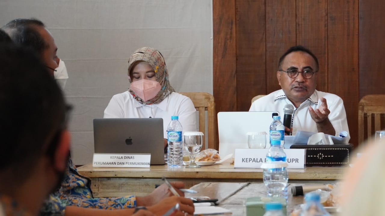 Rapat Pembahasan Isu Strategis Pembangunan Bidang Infrastruktur dan Kewilayahan