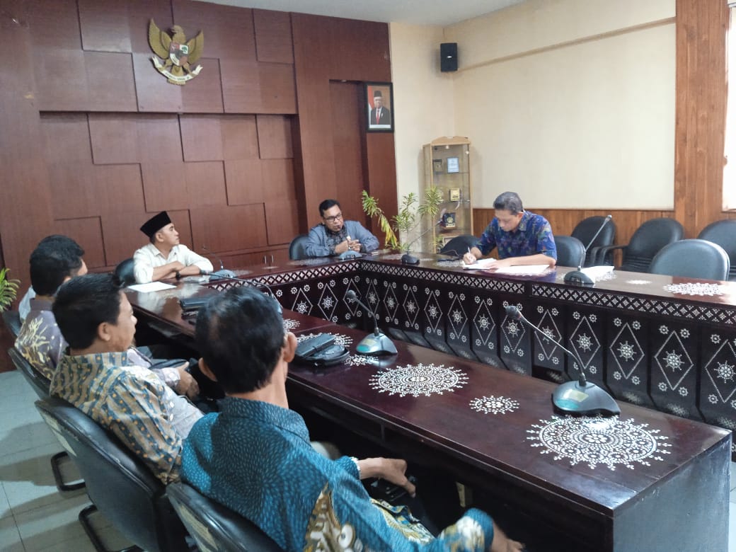 KUNJUNGAN KERJA KOMISI III DPRD KABUPATEN SUMBAWA BARAT